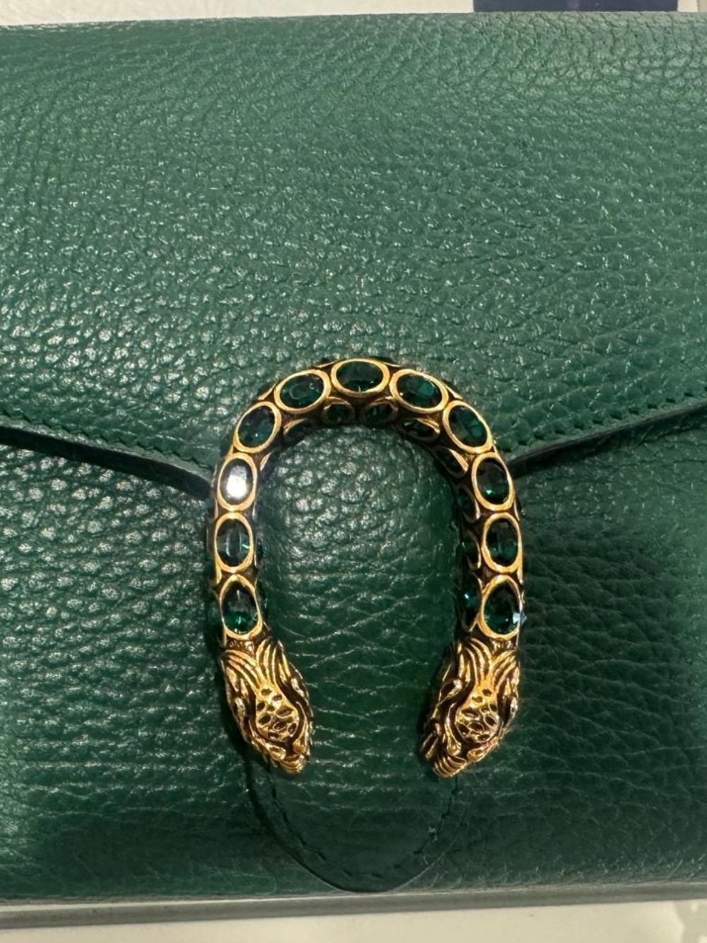 Gucci Gold-Tone Brooch with Emerald Green Stones